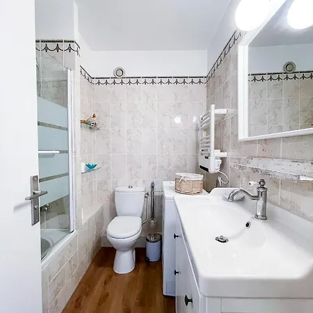 Le Nais - Proche Centre - Parking - Wifi 카시스